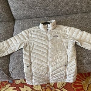 Mountain hardware women’s jacket